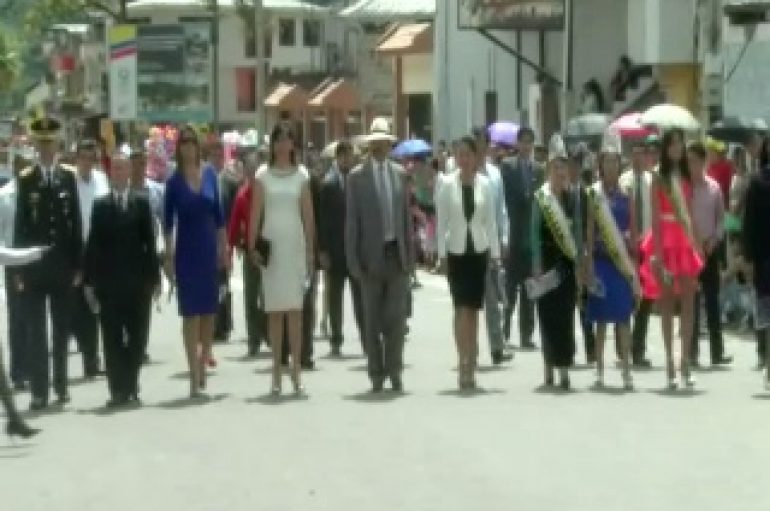 (VIDEO) Funcionarios Públicos hoy laboraron, mañana tiene vacaciones