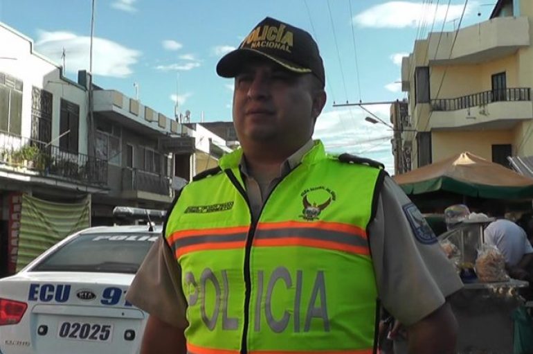 (Video) Policía Nacional decomisa 280 dosis de cocaína tras allanamiento en local comercial.