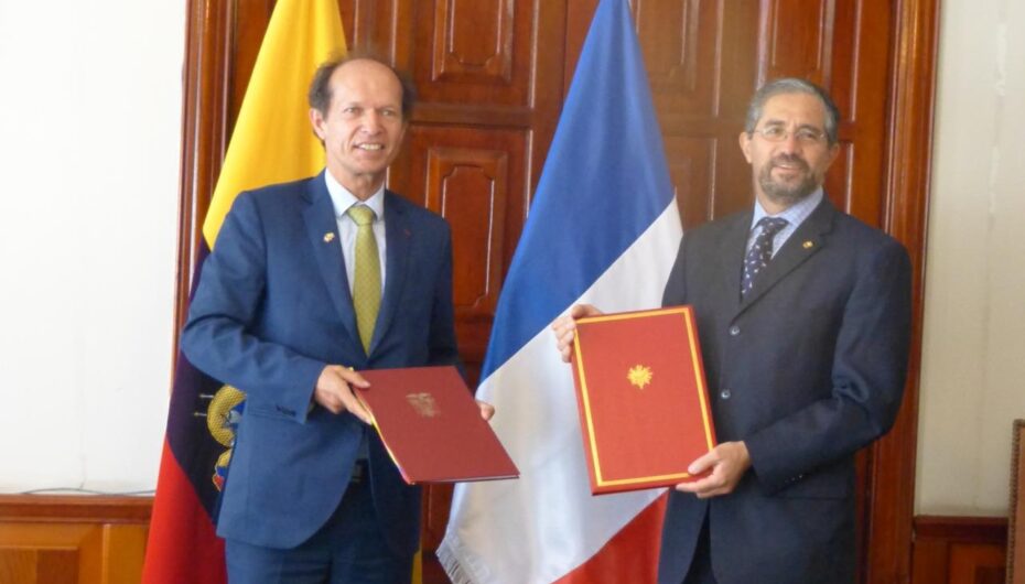 Jóvenes ecuatorianos podrán acceder a visa para trabajar y vacacionar en Francia