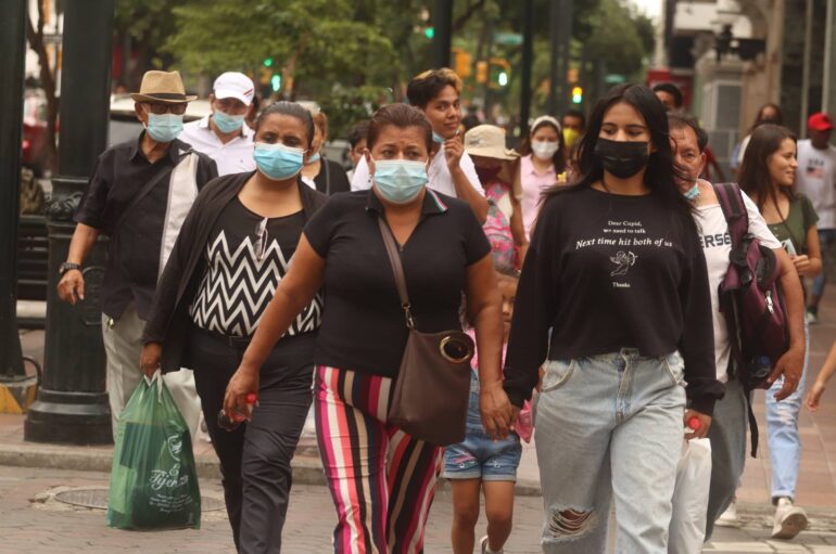 Ecuador quita el uso de mascarilla en todos los espacios