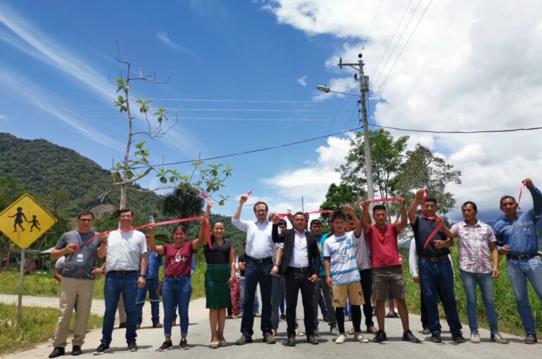 Comunidad amazónica de Sasapas y La Proveeduría reciben obra de electrificación